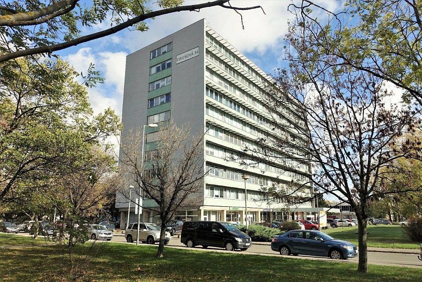 Prenájom kancelária 12,5m2 - Drieňová ulica, Ružinov