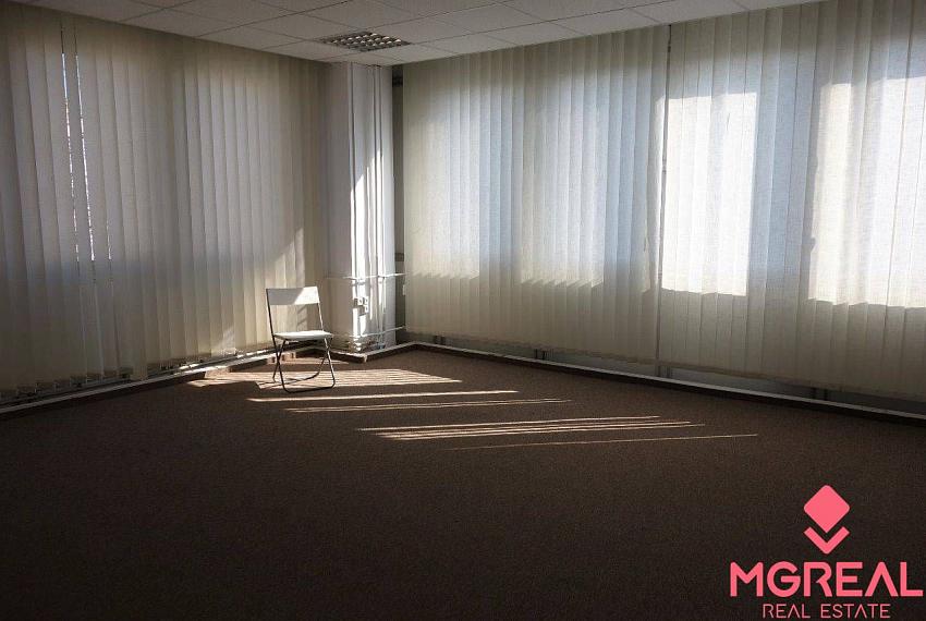 Kancelárske priestory 120 m2, Bratislava-Ružinov, Tomášikova, internet