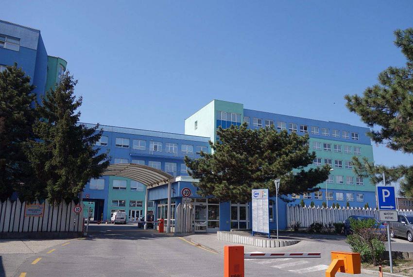 Dvojkancelária, cca 53 m2, výhodná poloha, Bratislava-Ružinov, Hraničn