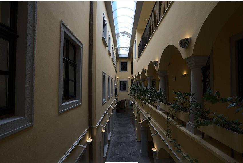 Kancelárske priestory 42m2, pešia zóna, Staré Mesto