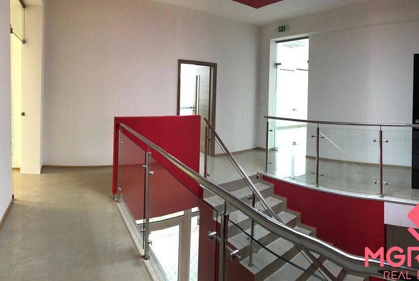 Prenájom kancelárií so skladom 248,45m2, Petržalka