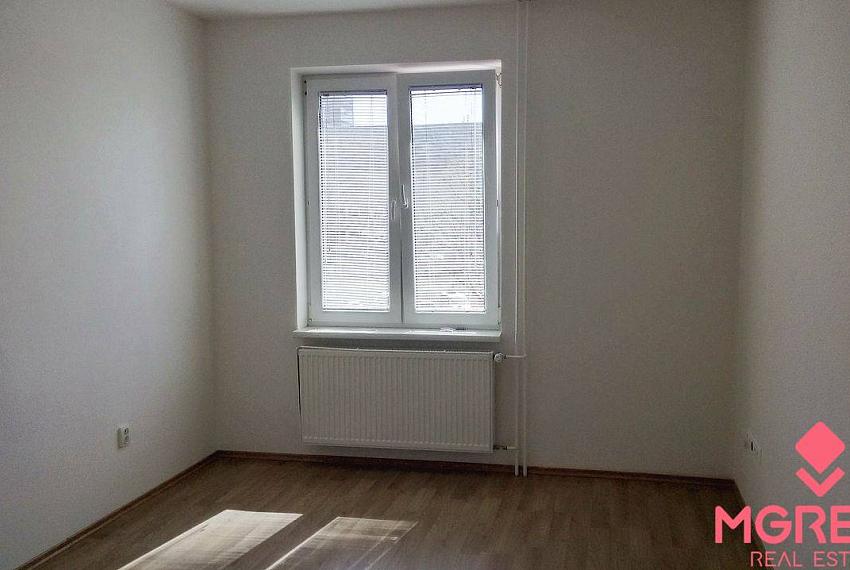 Kancelárske priestory pre 8-10 ľudí v blízkostii Centrálnom Trhoviska