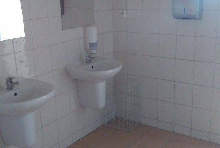 Kancelárske priestory na prenájom  v Petržalke 400 m2.