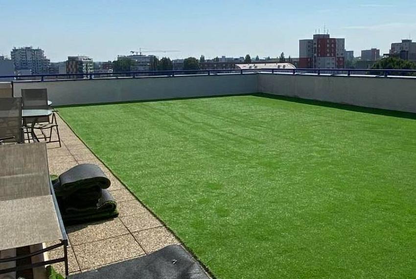 Prenájom 724 m² kancelárskych priestorov v Bratislave na Trnavskej ces