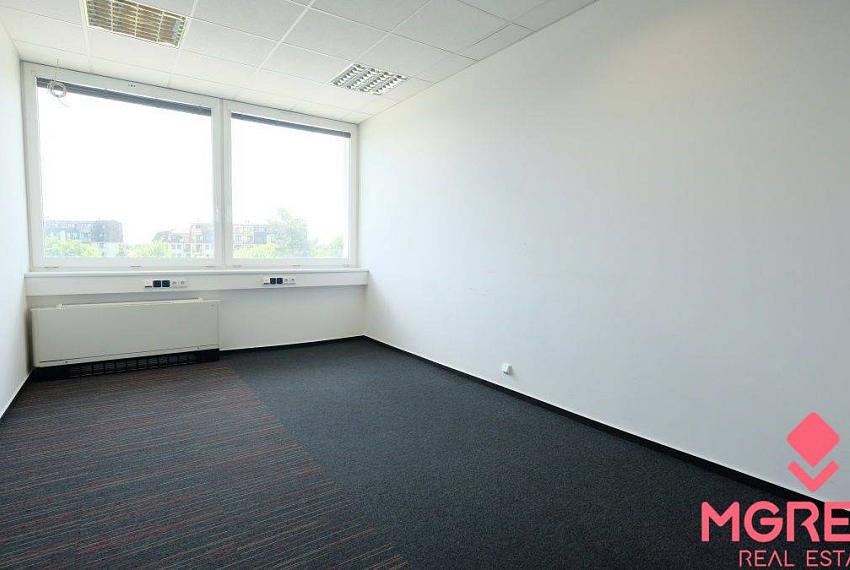 Prenájom kancelárií 260 m2 na Gagarinovej ulici