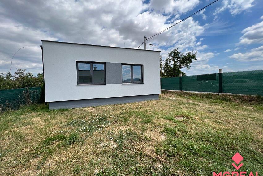 Novostavba Rodinný dom Bošany 1 / na klúč / murovaný