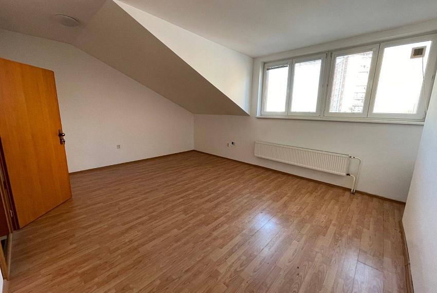 Kancelárie Topoľčany / PRENÁJOM námestie