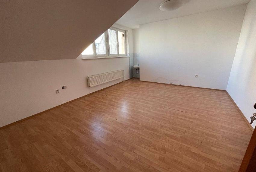 Kancelárie Topoľčany / PRENÁJOM námestie