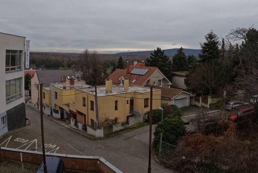 Prenájom kancelárskych priestorov 220 m2 v Starom Meste aj s parkovaní
