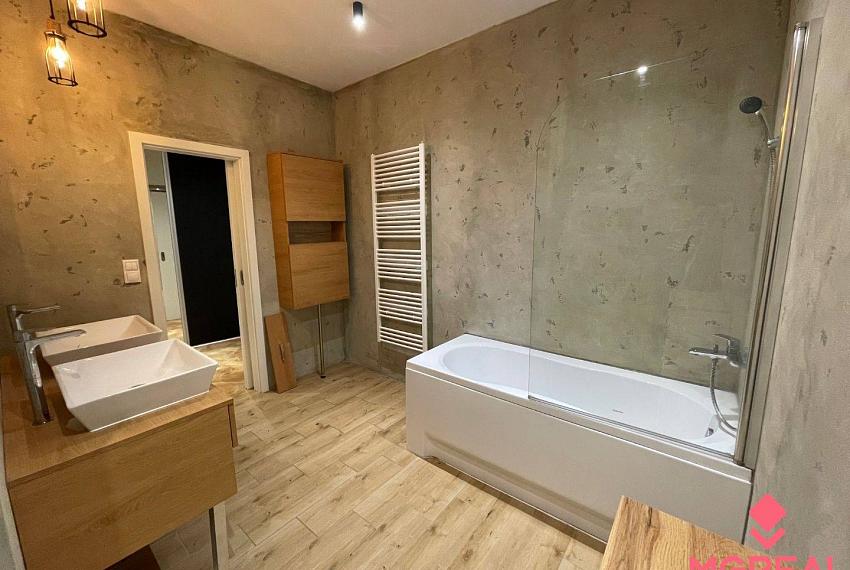 3 izbový byt Priame Centrum  Topoľčany s garážou