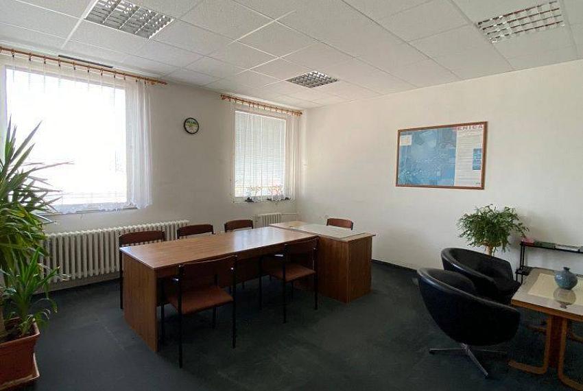 Prenájom kancelárskych priestorov do 600 m2 v Senici