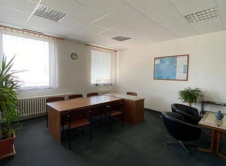 Prenájom kancelárskych priestorov do 600 m2 v Senici