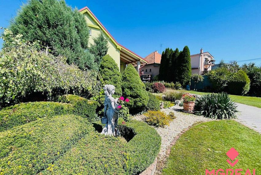 Na predaj 2 RD v Partizánskom - Veľké Bielice pozemok 1730 m2