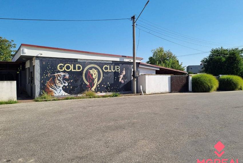 Obchodný priestor /bar, kaviareň, herňa.../ Komjatice