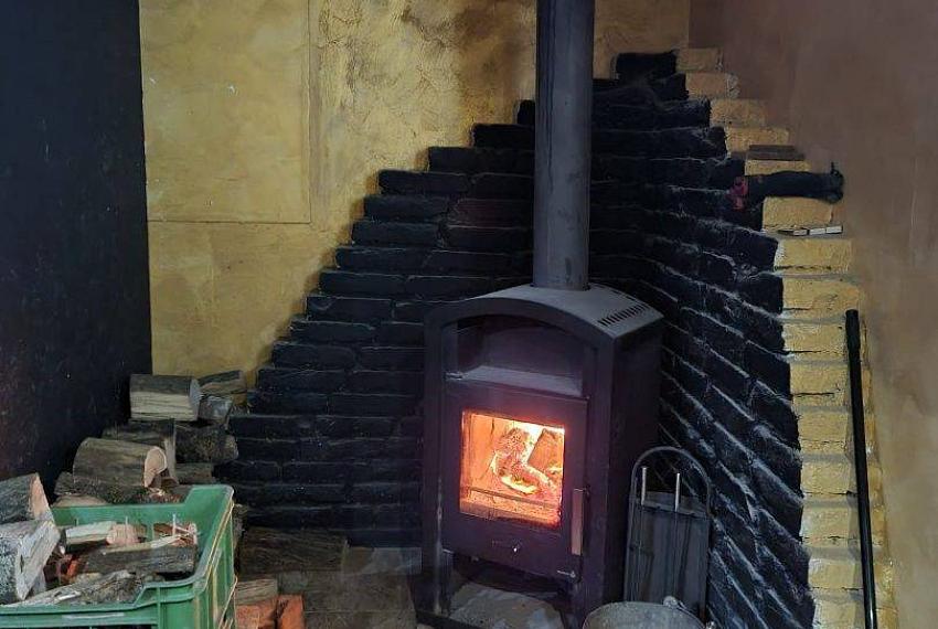 Obchodný priestor /bar, kaviareň, herňa.../ Komjatice