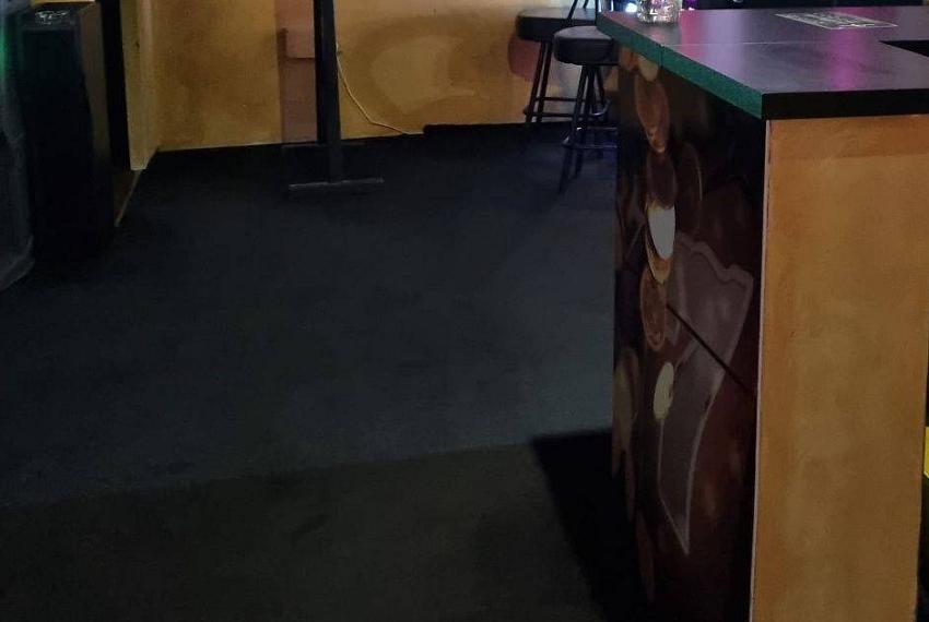Obchodný priestor /bar, kaviareň, herňa.../ Komjatice