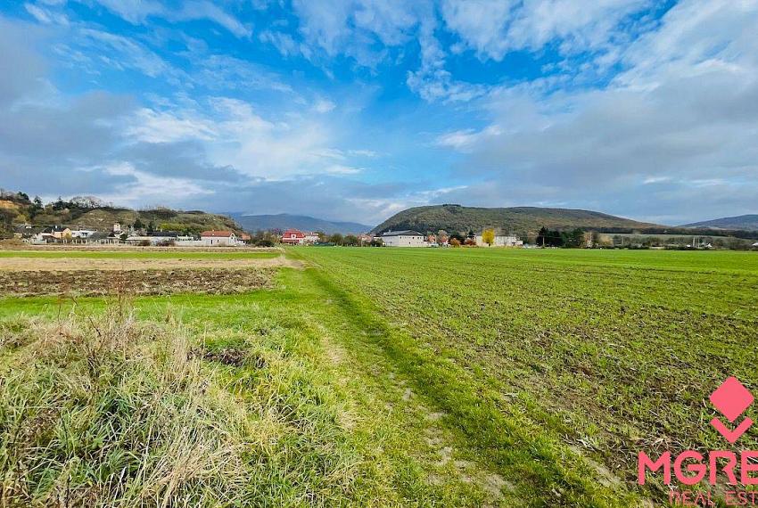Na predaj rodinný dom Hradište - pozemok 2423 m2