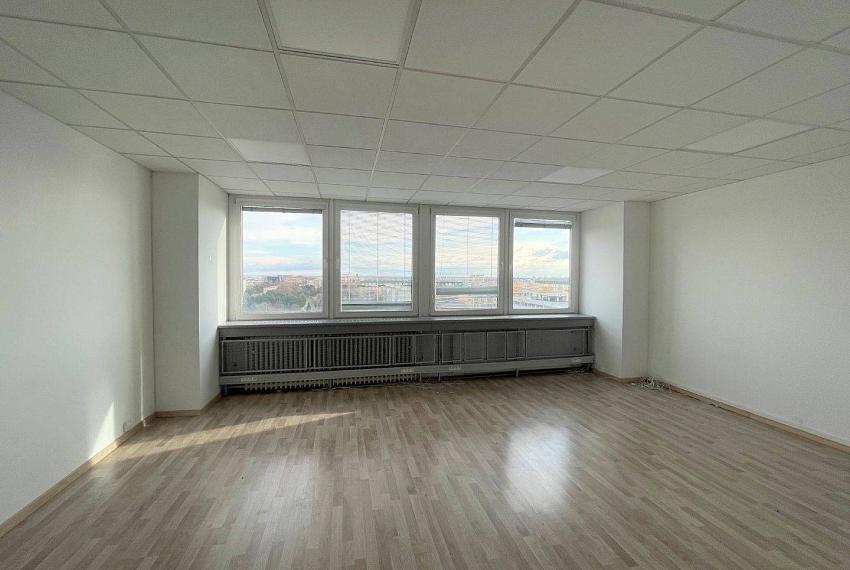 Samostatný kancelársky celok 60m2 - Drieňová, Ružinov