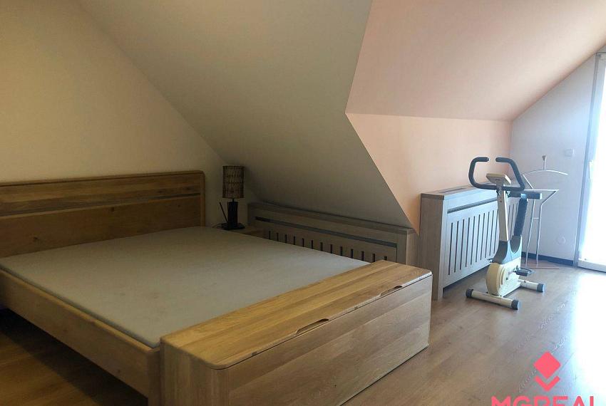 Luxusný  mezonet so saunou a terasou Topoľčany / Centrum / 2 garáže