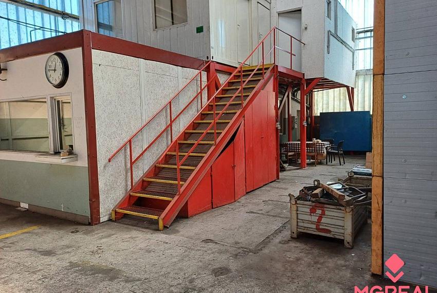 Prenájom výrobno - skladových priestorov 1100 m2 v Senici