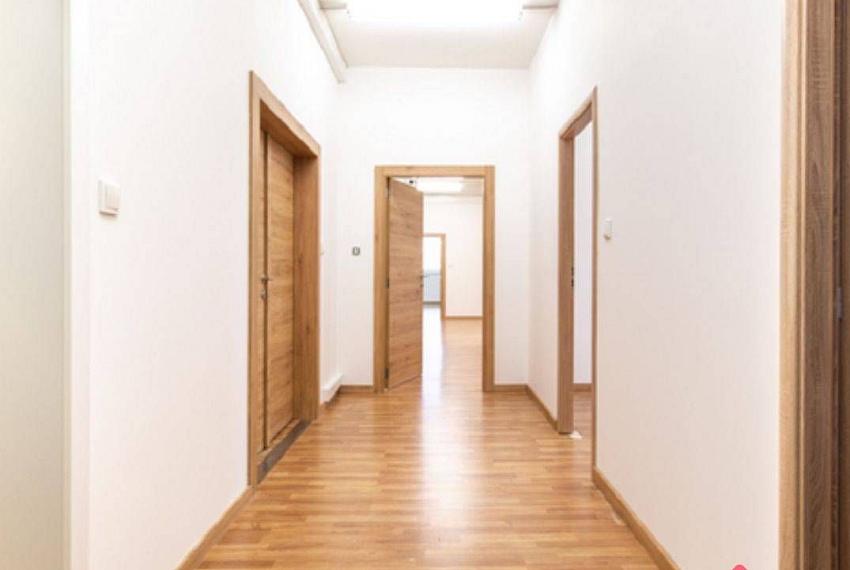 PREDAJ kancelárií od 39m2, Ružinov