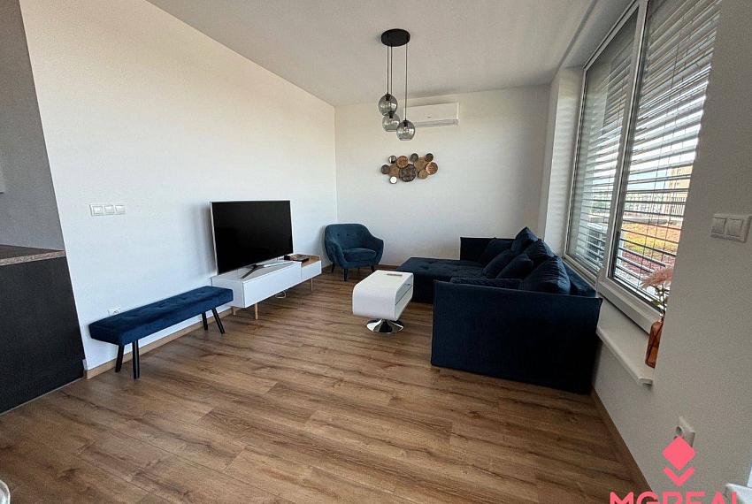 3 izbový byt s 100 m2 terasou Topoľčany
