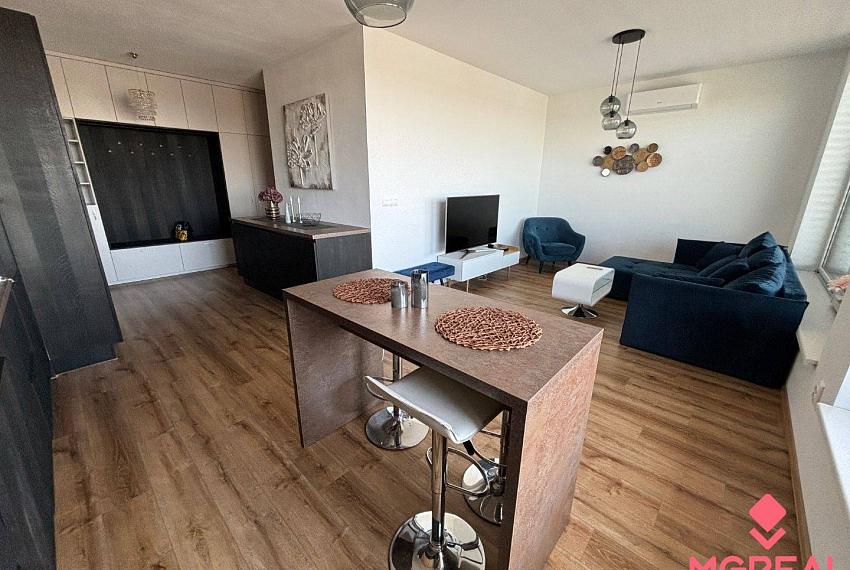 3 izbový byt s 100 m2 terasou Topoľčany
