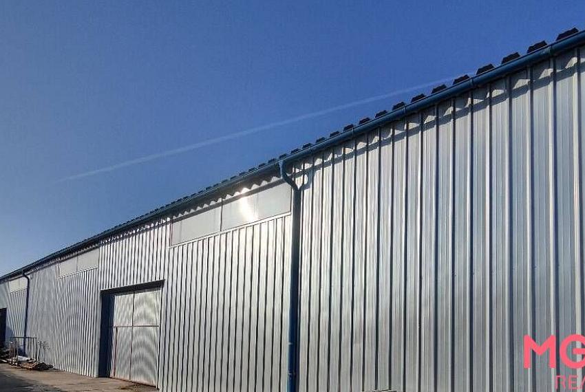 Prenájom skladových priestorov 320 m2 v Rači