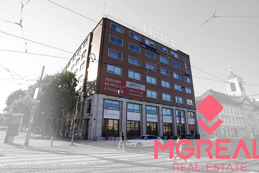 Prenájom kancelárie 53,15m2 na Nám. SNP, Staré Mesto