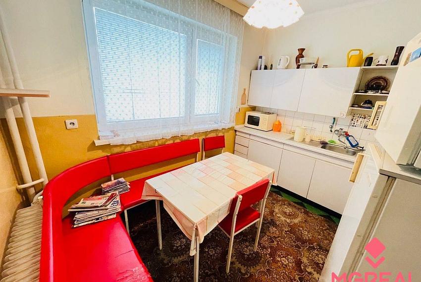 Na predaj 5 i rodinný dom Partizánske - Šimonovany - rožný pozemok