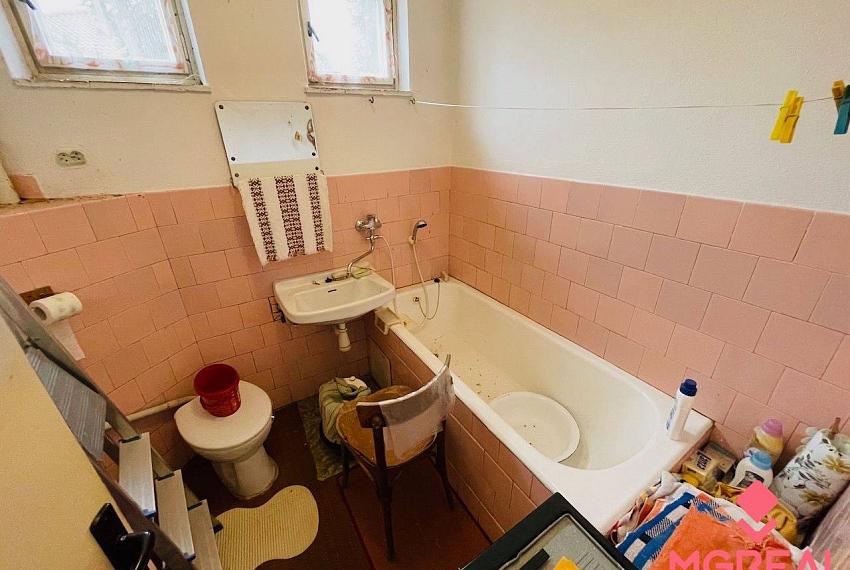 Na predaj 5 i rodinný dom Partizánske - Šimonovany - rožný pozemok