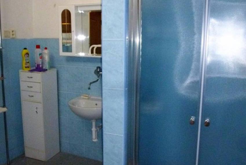 Podnikanie - bývanie - 2x dom Topoľčany
