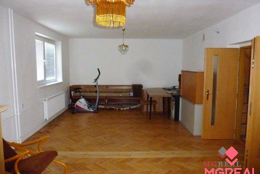 Podnikanie - bývanie - 2x dom Topoľčany