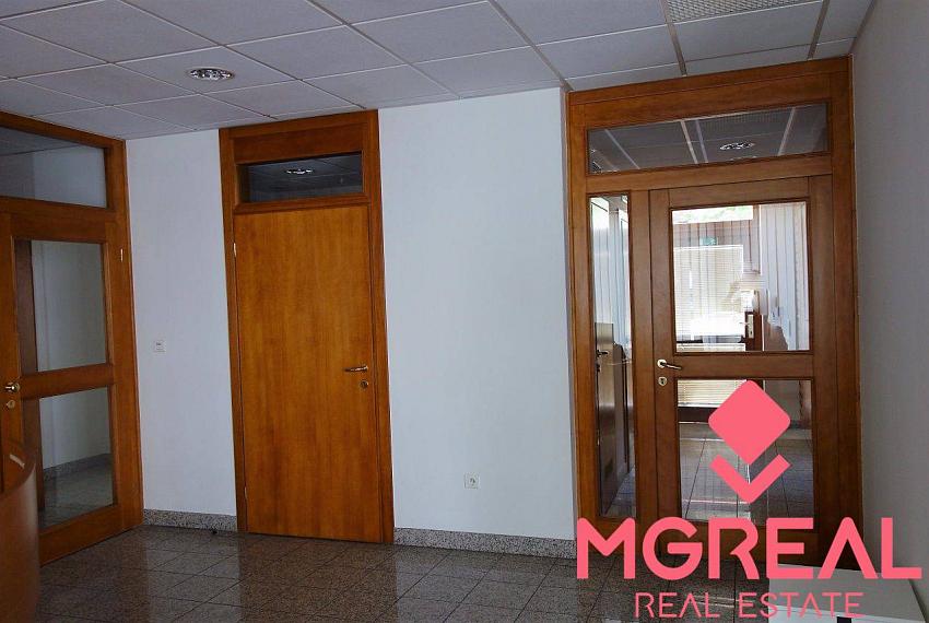 Administratívny celok 181m2, Nové Mesto, Kukuričná ul., parkovanie