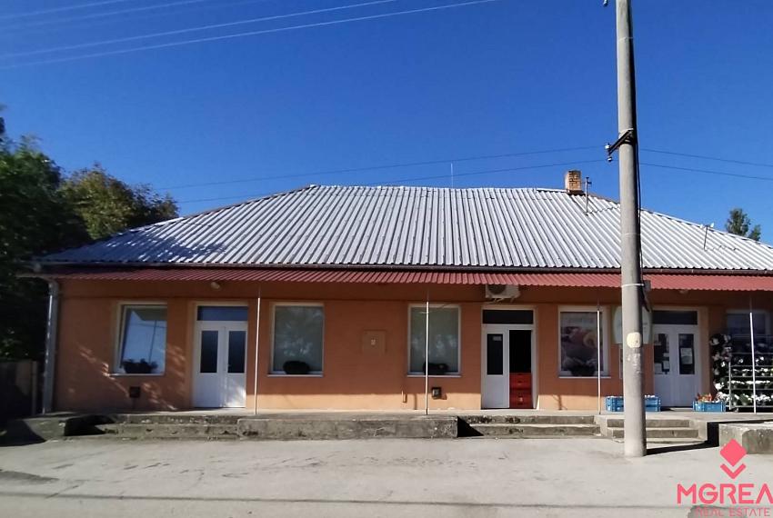 Rodinný dom - Potraviny v obci Bardoňovo
