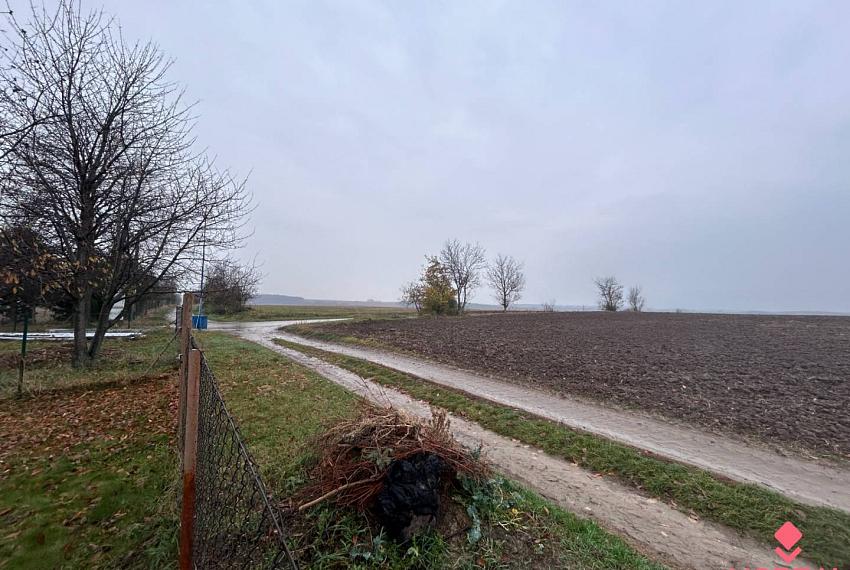 13,5a pozemok, Čeladice