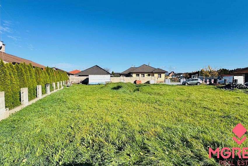 Na predaj stavebný pozemok 861 m² Partizánske – Veľké Bielice