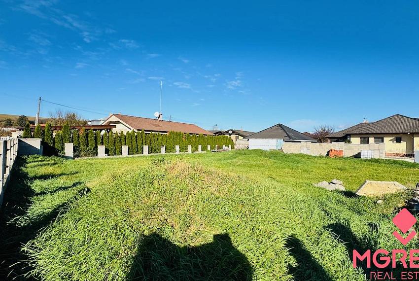 Na predaj stavebný pozemok 861 m² Partizánske – Veľké Bielice
