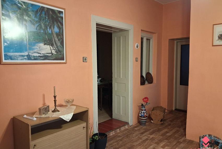 Na predaj rodinný dom so záhradou v obci Dolný Pial 