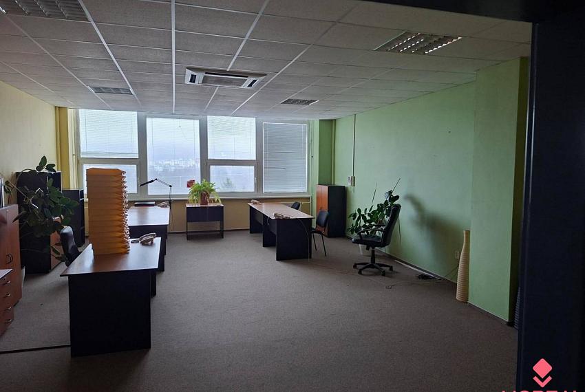 TOP CENA: Administratíva 420m2, Dúbravka