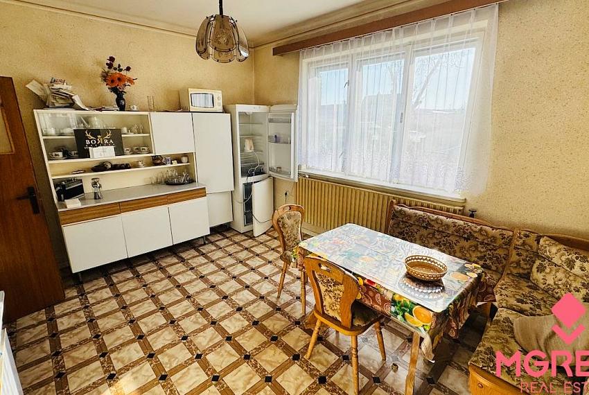 Na predaj 3 i RD v Partizánskom – Veľké Bielice, pozemok 446 m2