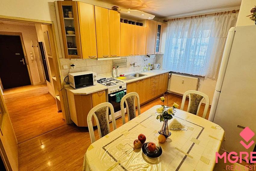 Na predaj 3 i  byt s loggiou aj terasou - Prievidza 75,24 m2