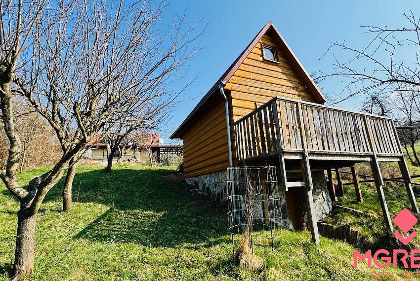 Na predaj 2 chalupy a 1 chatka Horná Ves – Pacov - pozemky 1488 m2