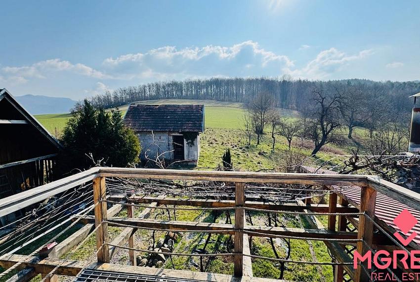 Na predaj 2 chalupy a 1 chatka Horná Ves – Pacov - pozemky 1488 m2