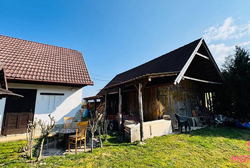 Na predaj 2 chalupy a 1 chatka Horná Ves – Pacov - pozemky 1488 m2