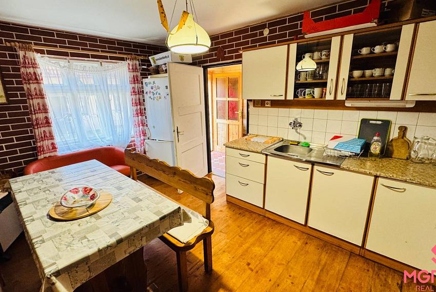 Na predaj 2 chalupy a 1 chatka Horná Ves – Pacov - pozemky 1488 m2