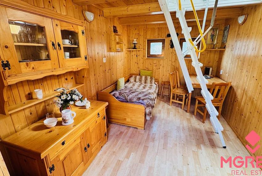 Na predaj 2 chalupy a 1 chatka Horná Ves – Pacov - pozemky 1488 m2