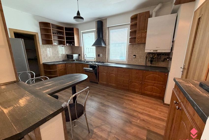 Veľký 3 izbový byt s terasou 154 m2 Topoľčany 